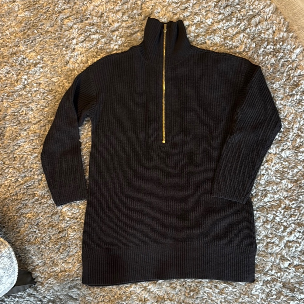 Ann Taylor Factory Black Sweater with Gold Zipper NWOT
